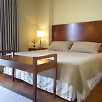 Отель Avenida 4*