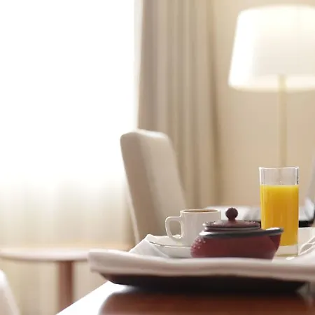 Avenida Hotel Almería
