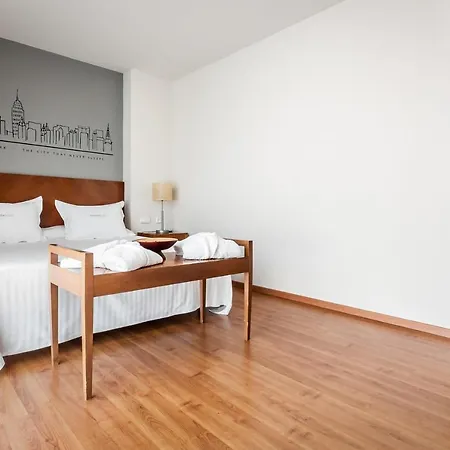 Avenida 4* Almería