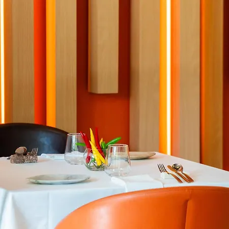 Avenida Hotel 4*