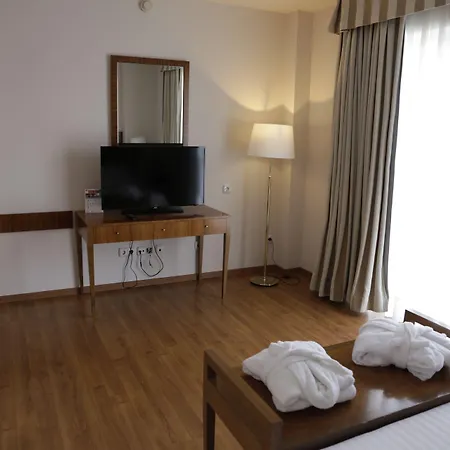 Avenida Hotel Otel