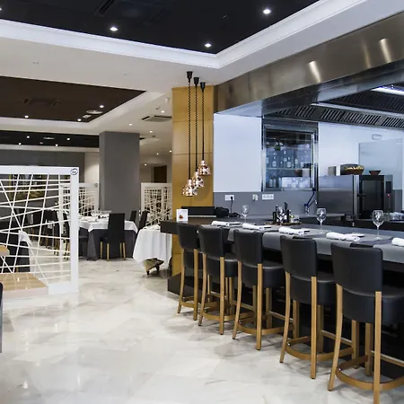 Otel Avenida Hotel