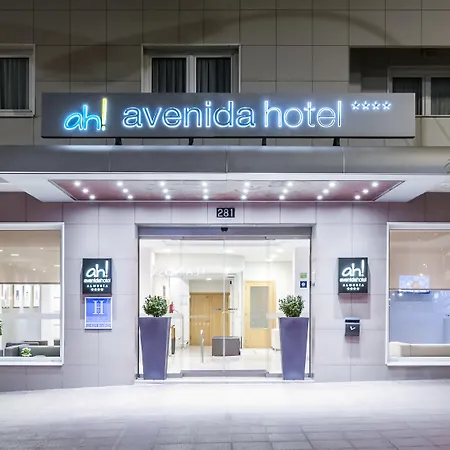 Avenida Hotel Otel Almería