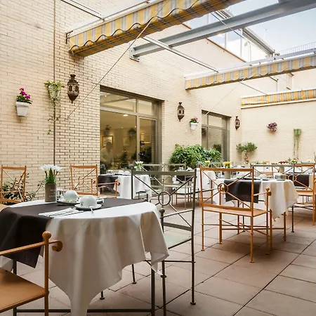 Avenida Hotel Almería