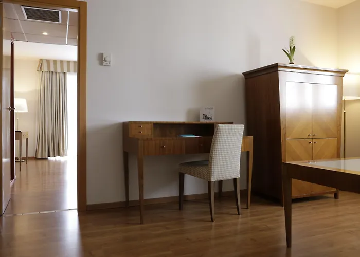 Hotel Avenida Almería